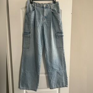 Forever 21 Light Wash Jeans Size L